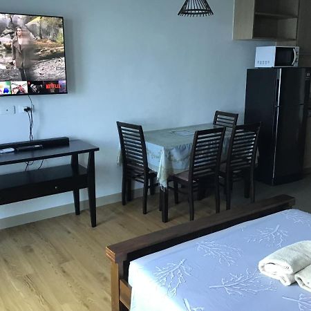 Oceanfront At Arterra, Fast Wifi, Nflix, Kitchen - B Or G Villa Lapu-Lapu City Exteriör bild